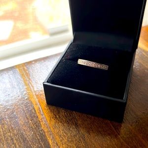 I have two 1/4ct diamond millgrain bands. Both size 7. $625 each.